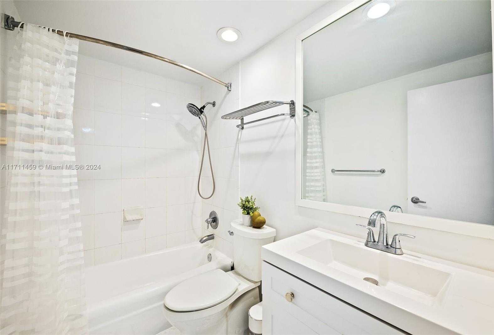 Small Image of 3001 SOUTH OCEAN DR #1639, Hollywood Number 20