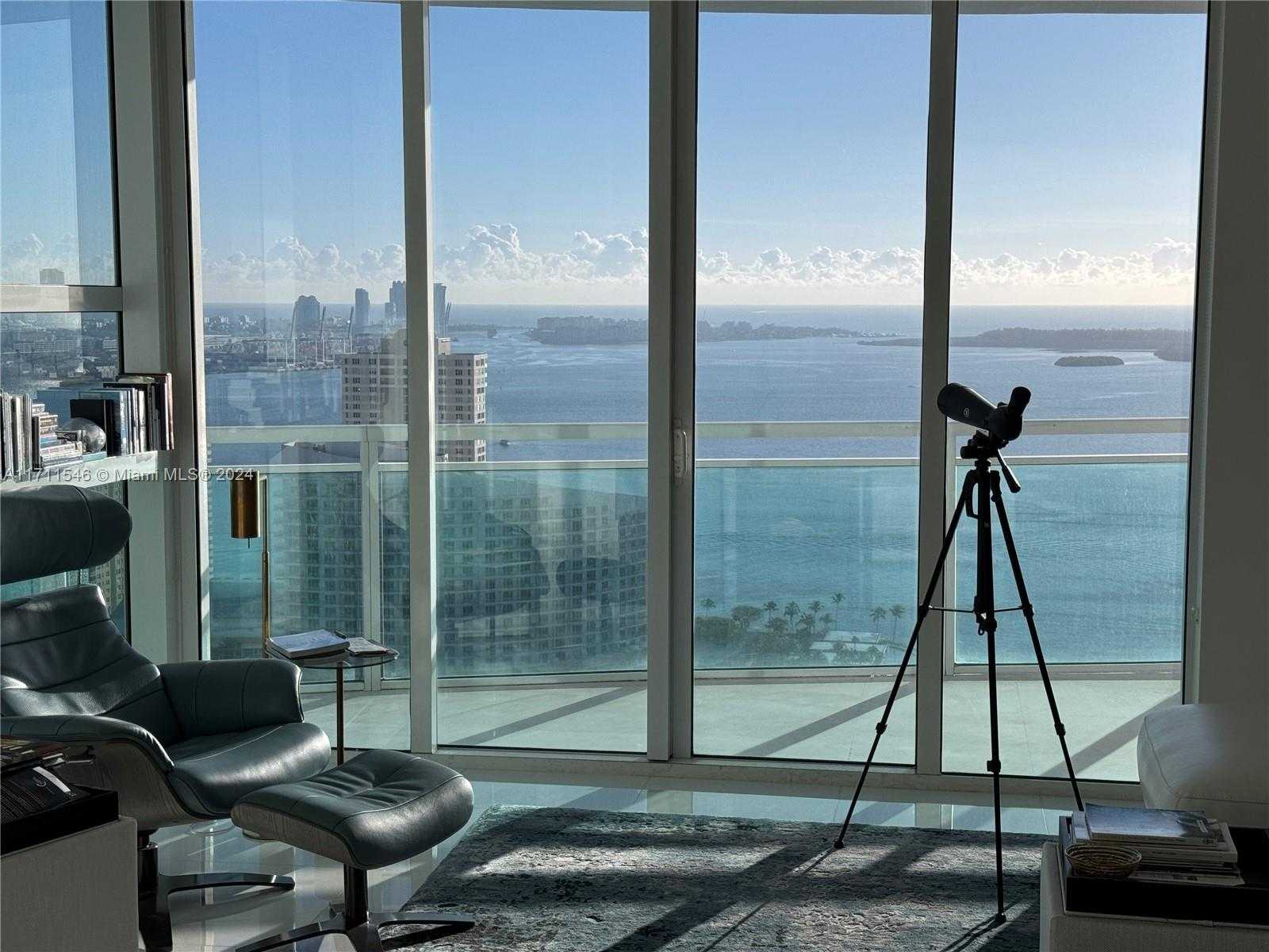 Small Image of 950 BRICKELL BAY DR #3610, Miami Number 11
