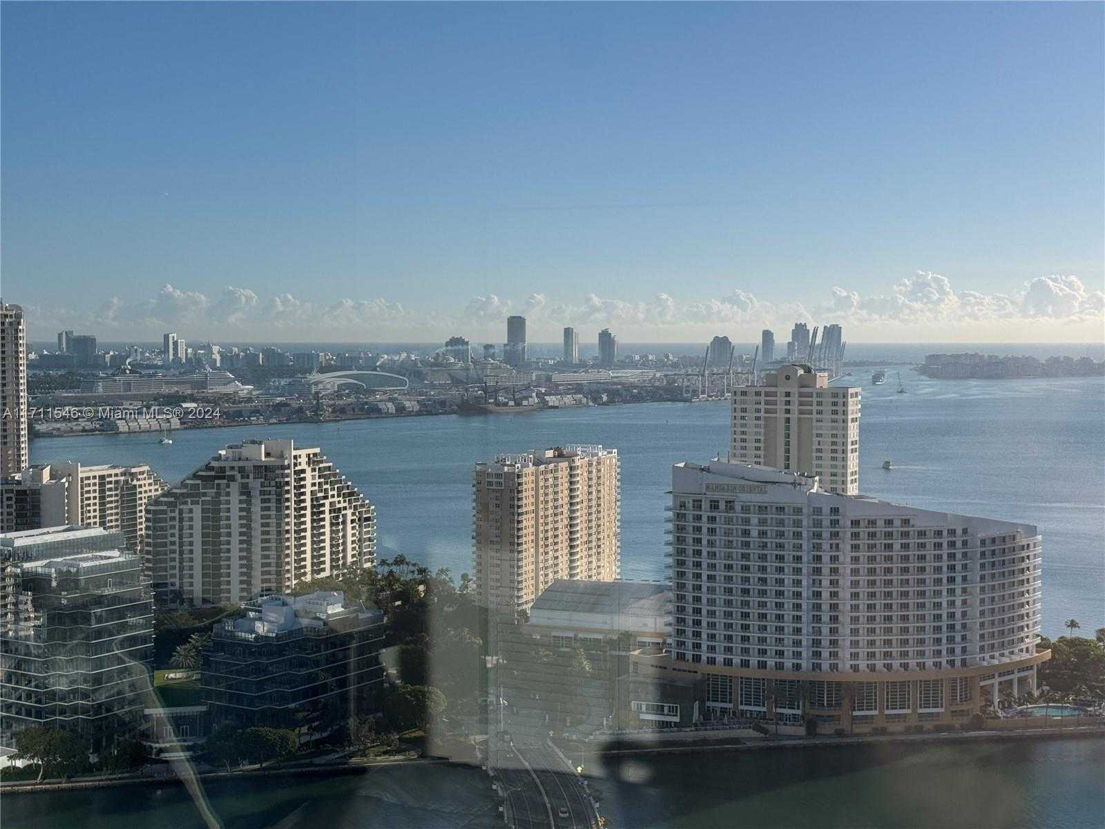 Small Image of 950 BRICKELL BAY DR #3610, Miami Number 16