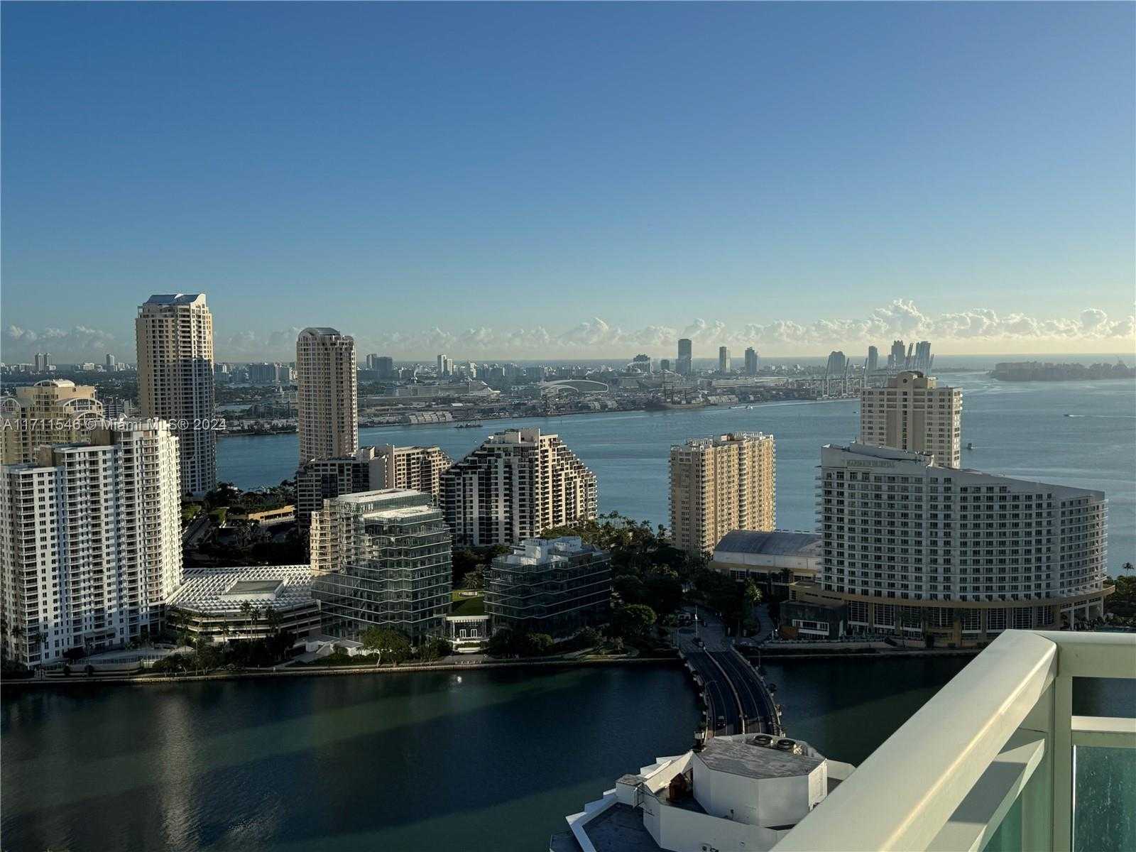 Small Image of 950 BRICKELL BAY DR #3610, Miami Number 36