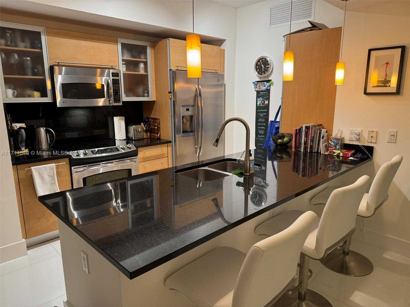 Small Image of 950 BRICKELL BAY DR #3610, Miami Number 39