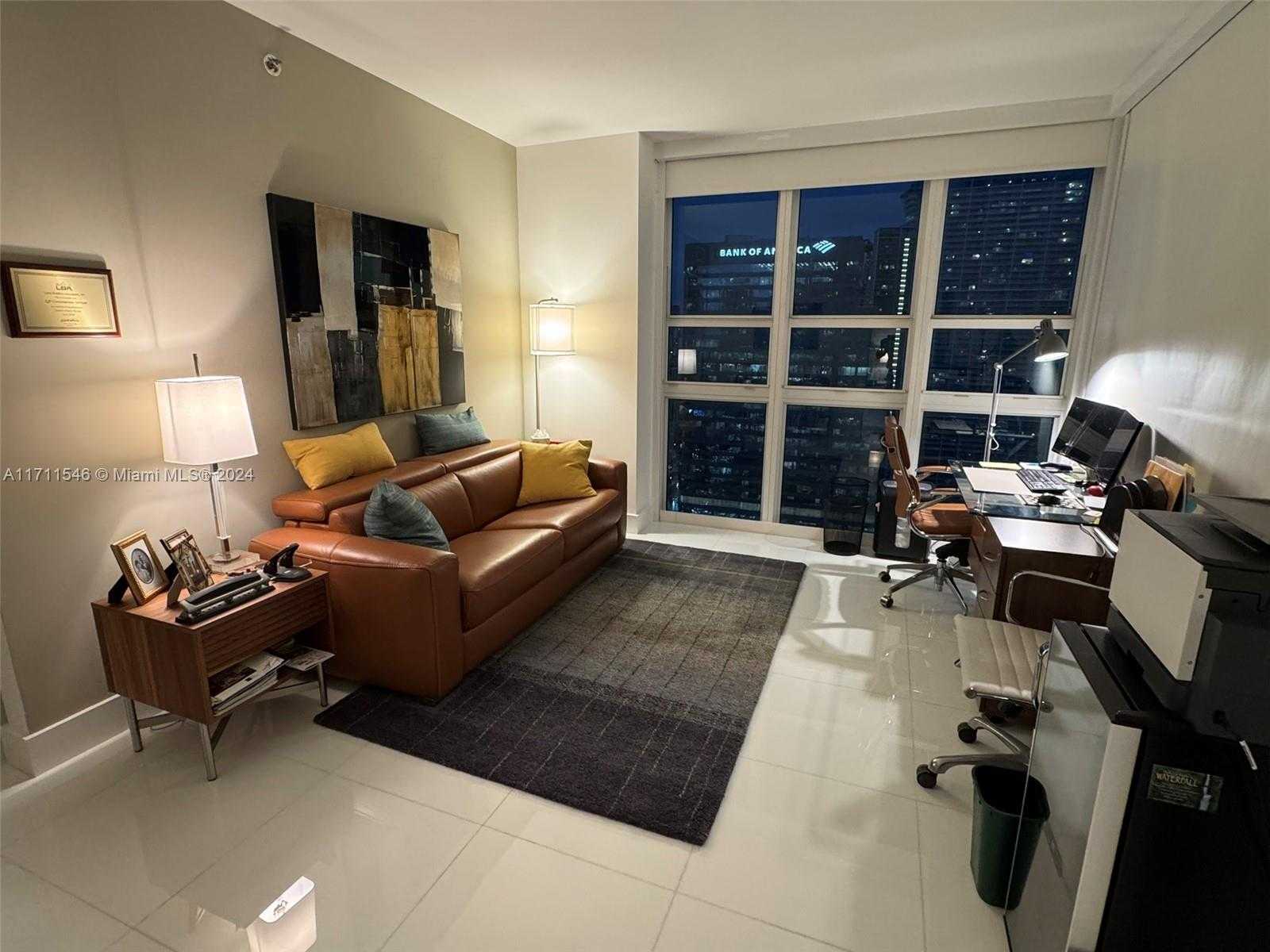Small Image of 950 BRICKELL BAY DR #3610, Miami Number 40
