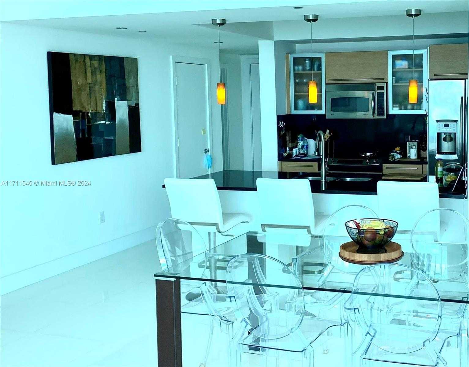 Small Image of 950 BRICKELL BAY DR #3610, Miami Number 44
