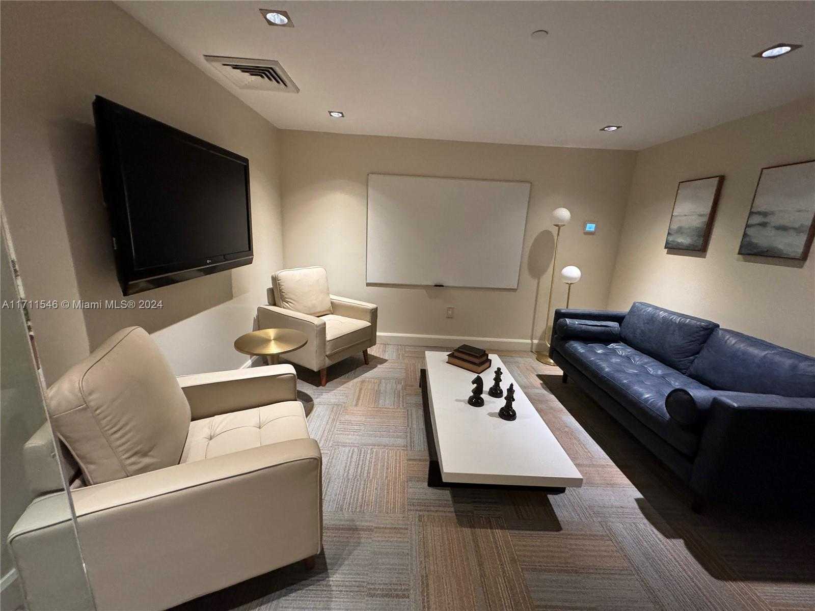 Small Image of 950 BRICKELL BAY DR #3610, Miami Number 53