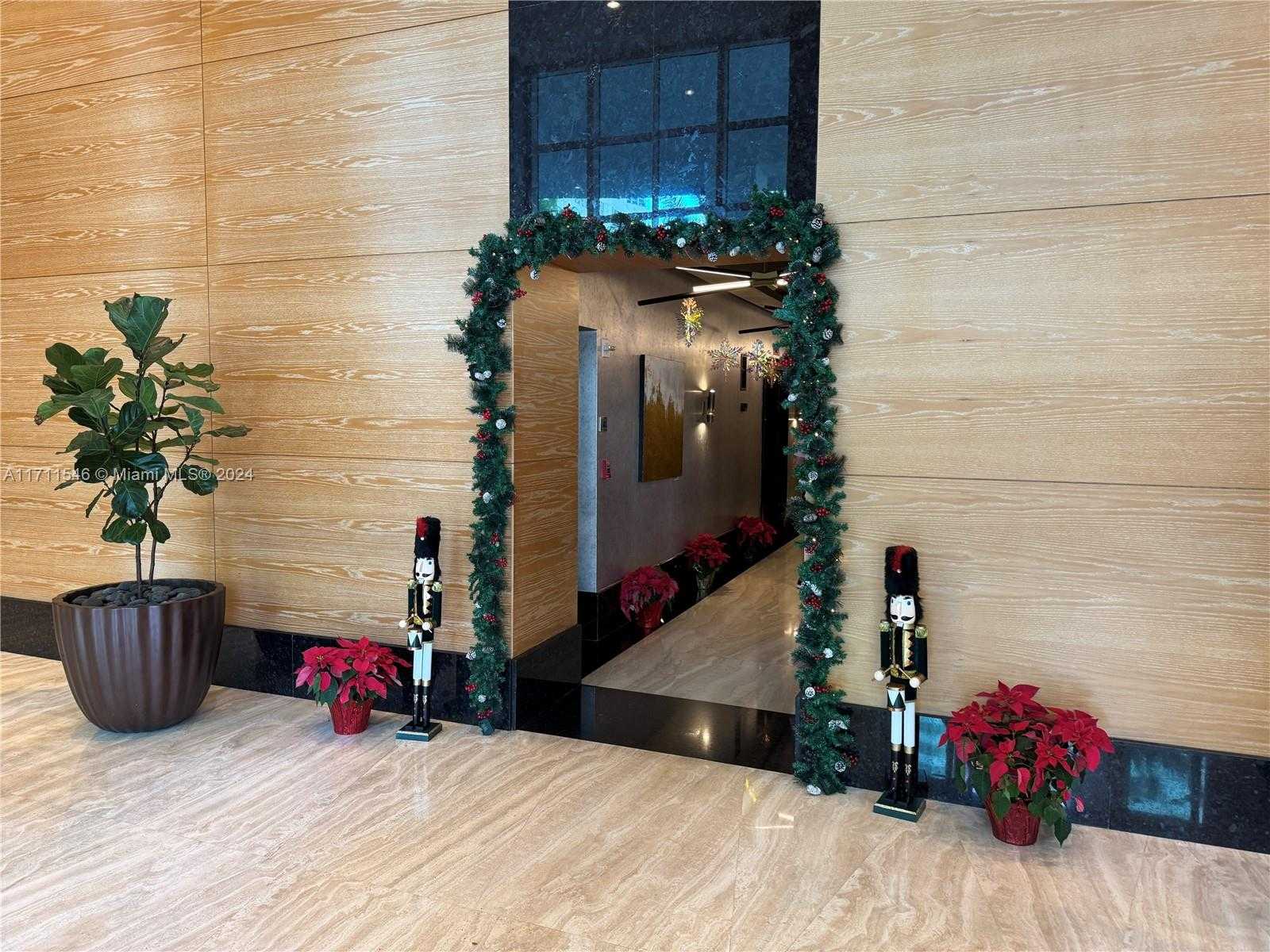 Small Image of 950 BRICKELL BAY DR #3610, Miami Number 60