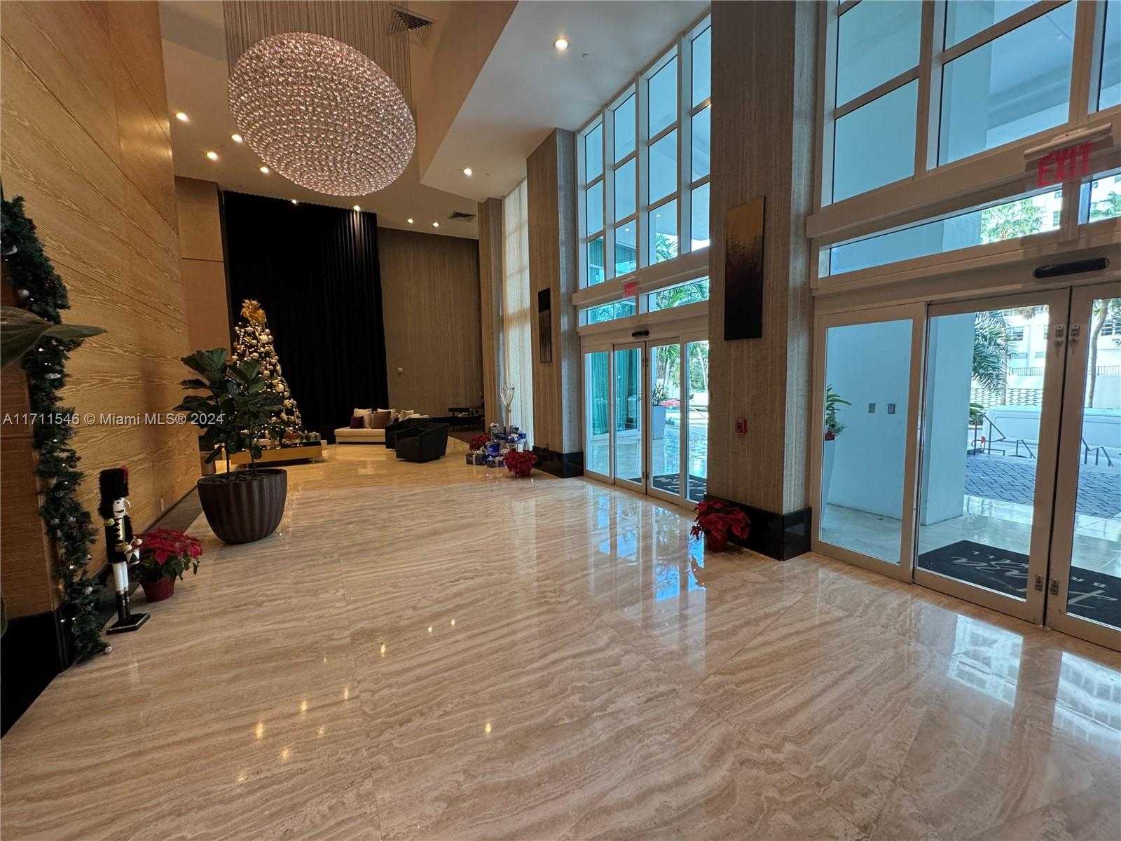 Small Image of 950 BRICKELL BAY DR #3610, Miami Number 61