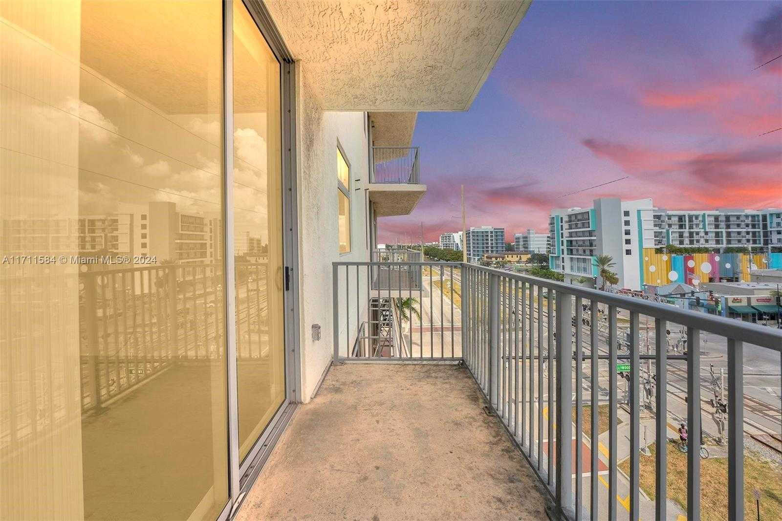 Small Image of 140 SOUTH DIXIE HWY #413, Hollywood Number 17