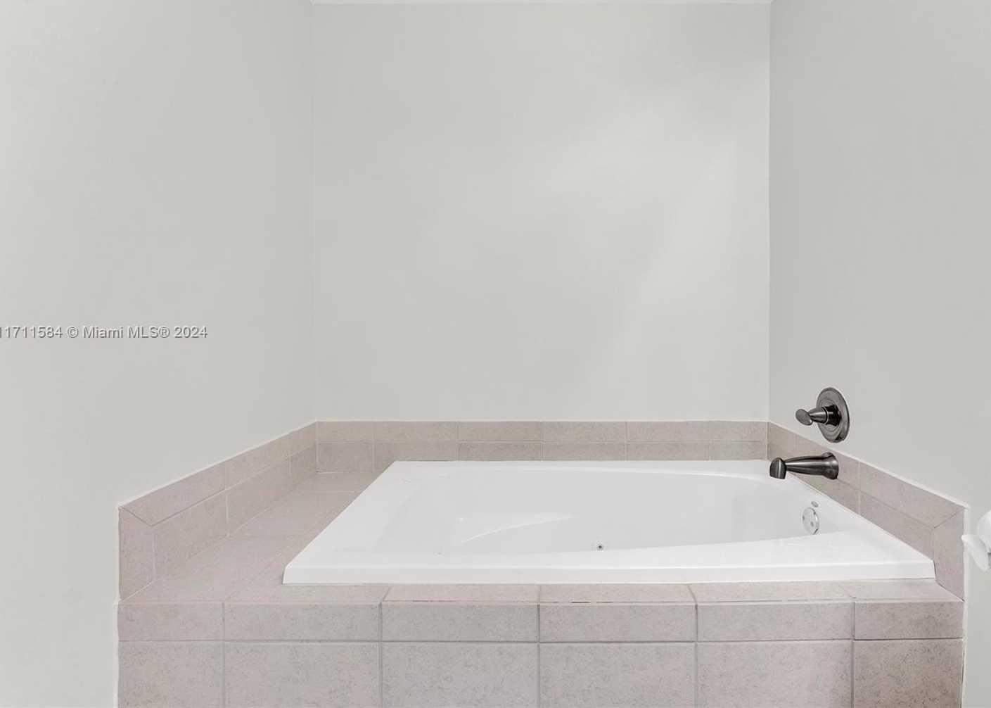 Small Image of 140 SOUTH DIXIE HWY #413, Hollywood Number 23
