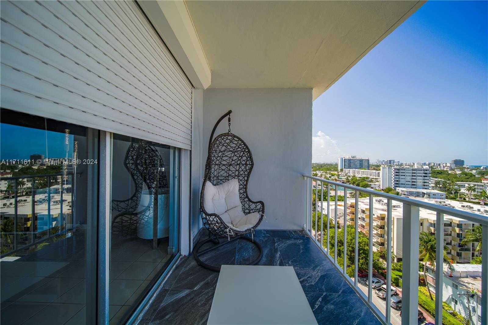 Small Image of 6900 BAY DR #11I, Miami Beach Number 24