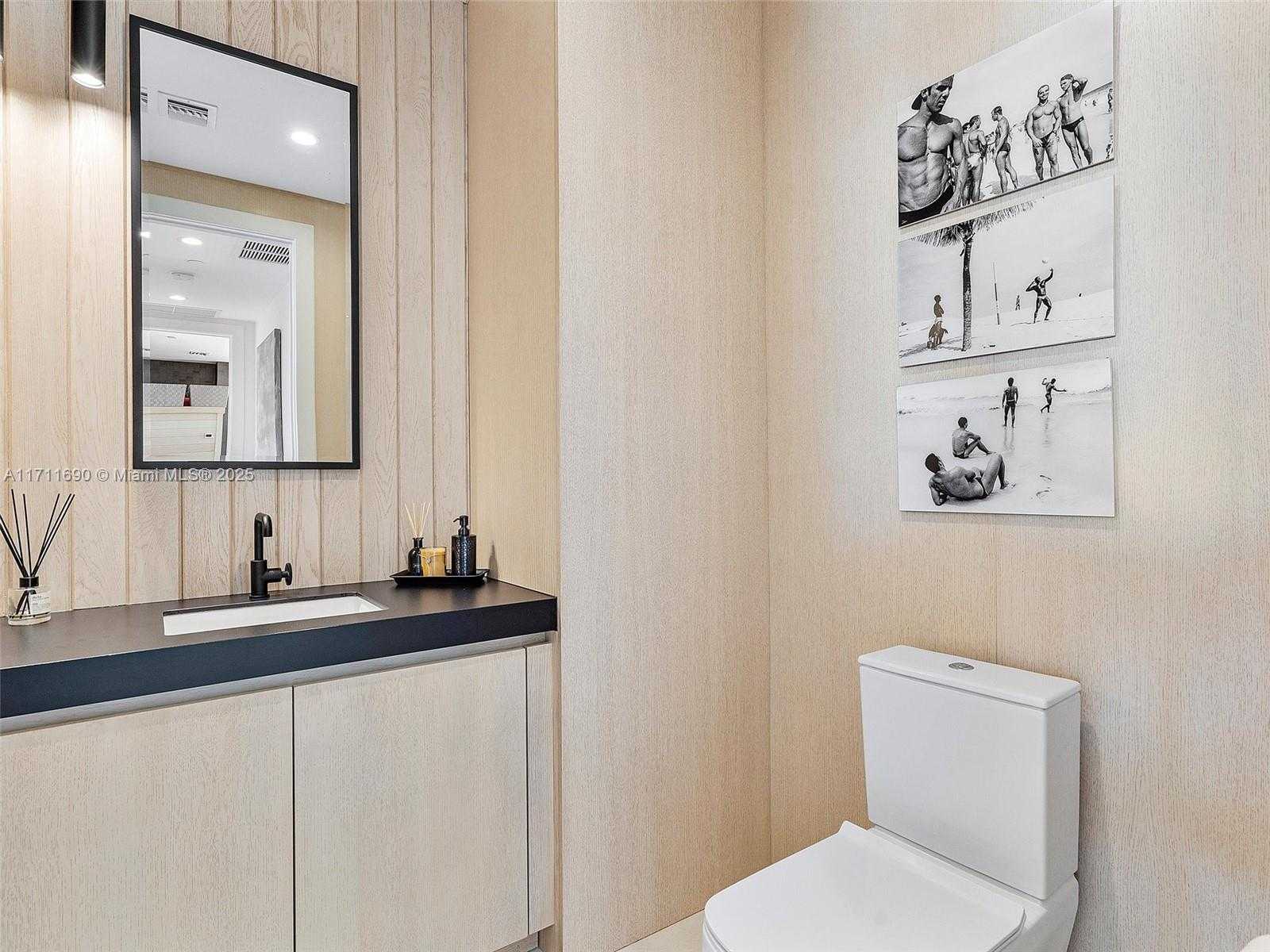 Small Image of 21 ISLE OF VENICE DR #PH1, Fort Lauderdale Number 19