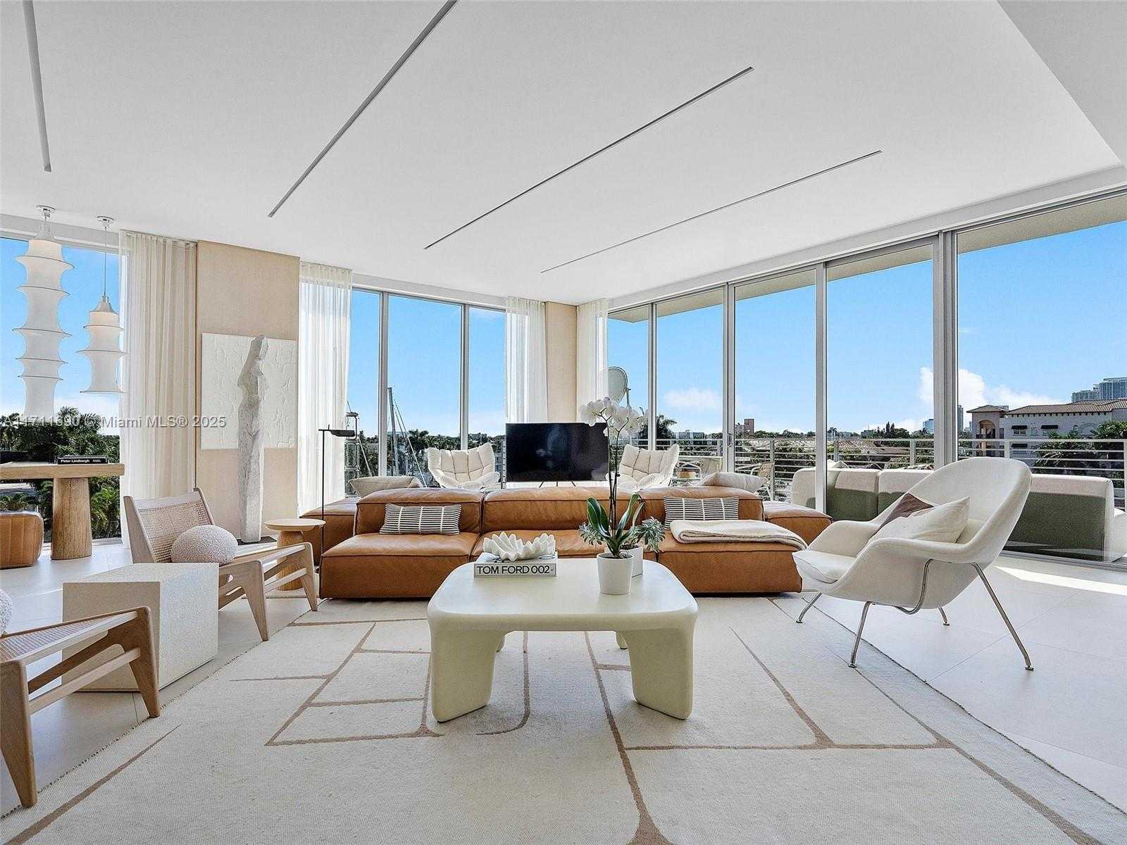 Small Image of 21 ISLE OF VENICE DR #PH1, Fort Lauderdale Number 3