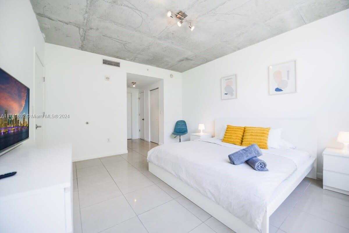 Small Image of 3250 NORTH EAST 1ST AVE #505, Miami Number 7