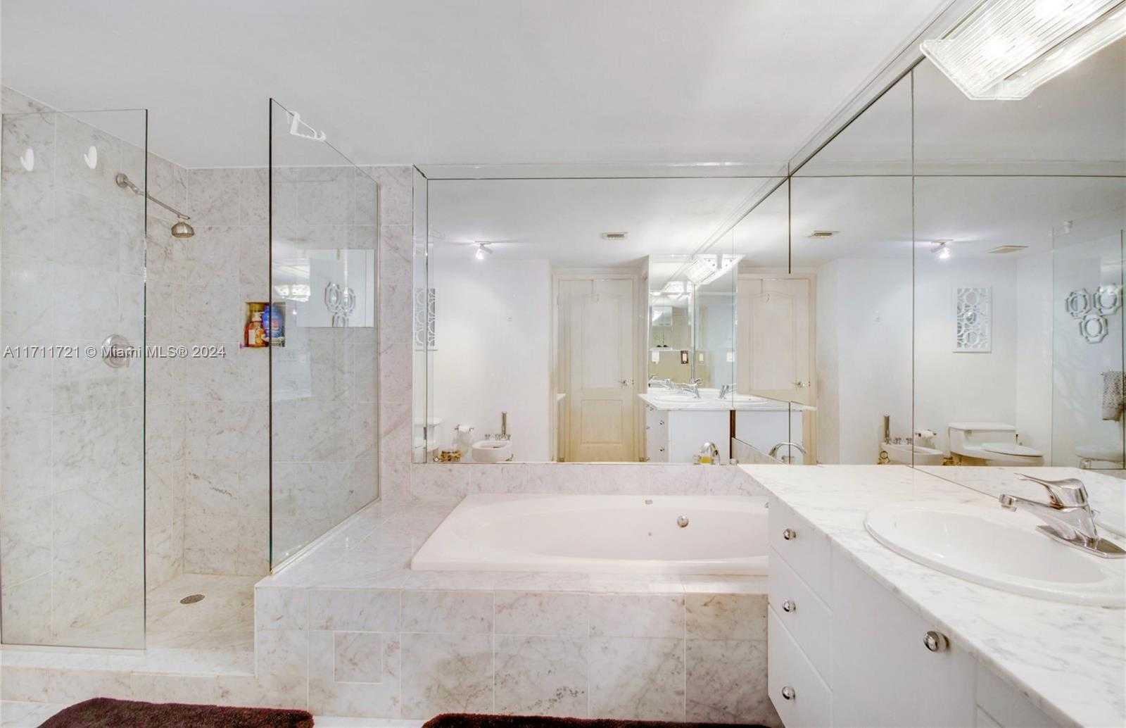 Small Image of 9455 COLLINS AVE #PH-6, Surfside Number 11