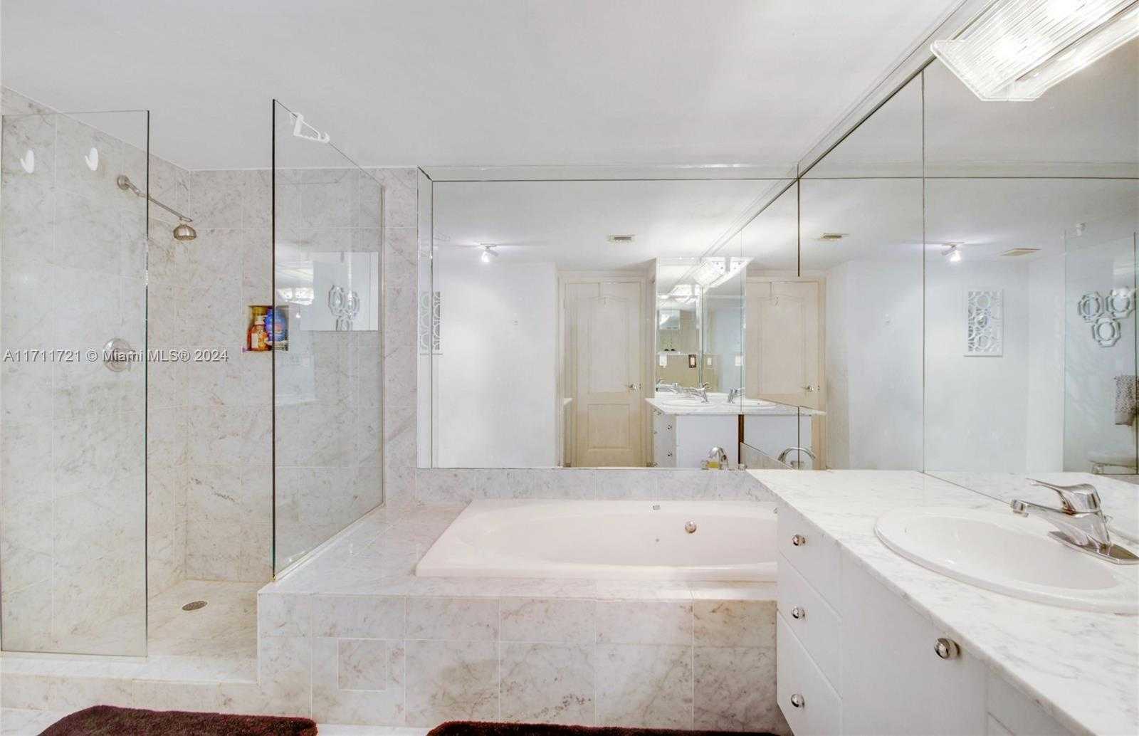 Small Image of 9455 COLLINS AVE #PH-6, Surfside Number 12