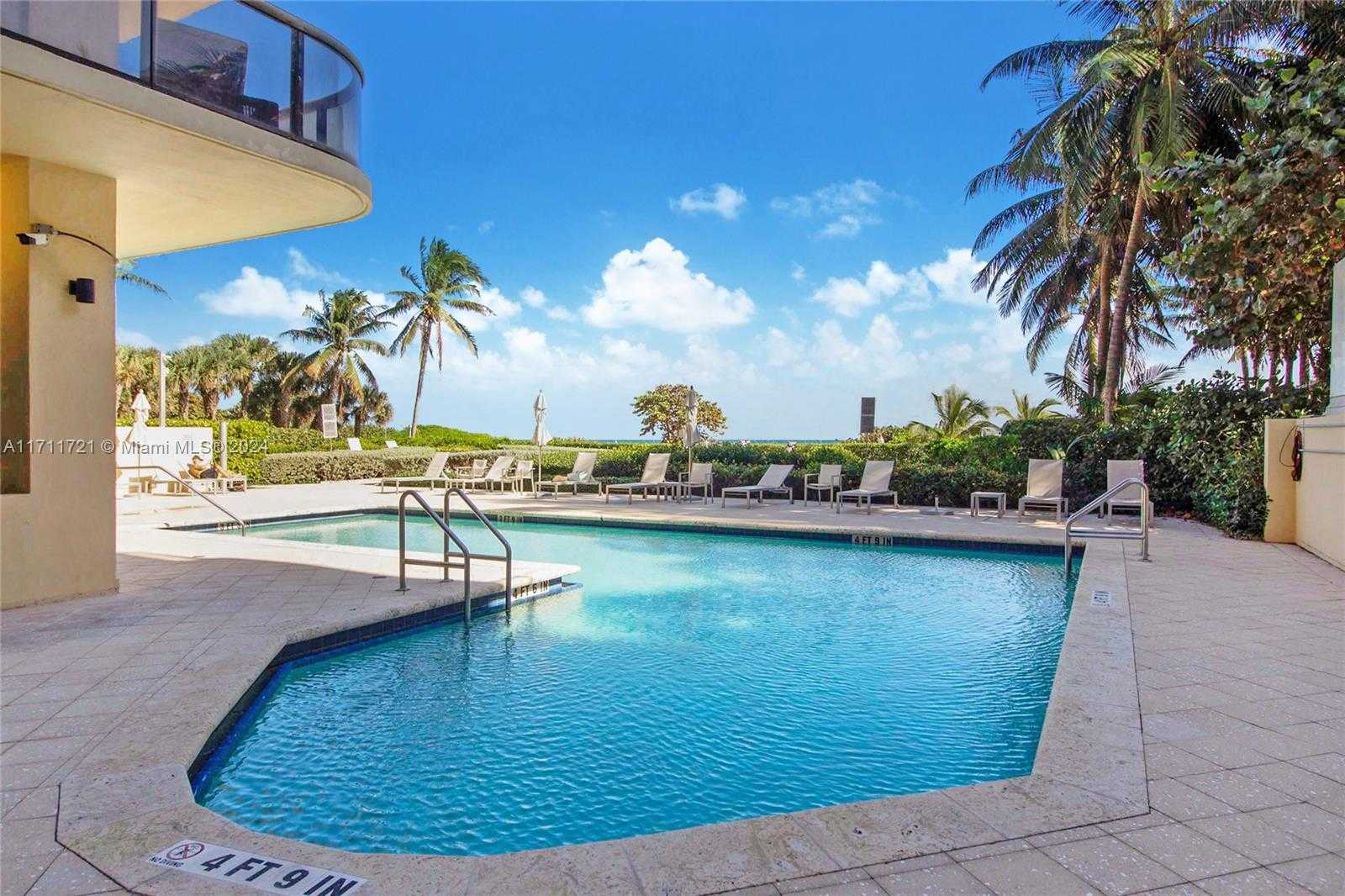 Small Image of 9455 COLLINS AVE #PH-6, Surfside Number 16