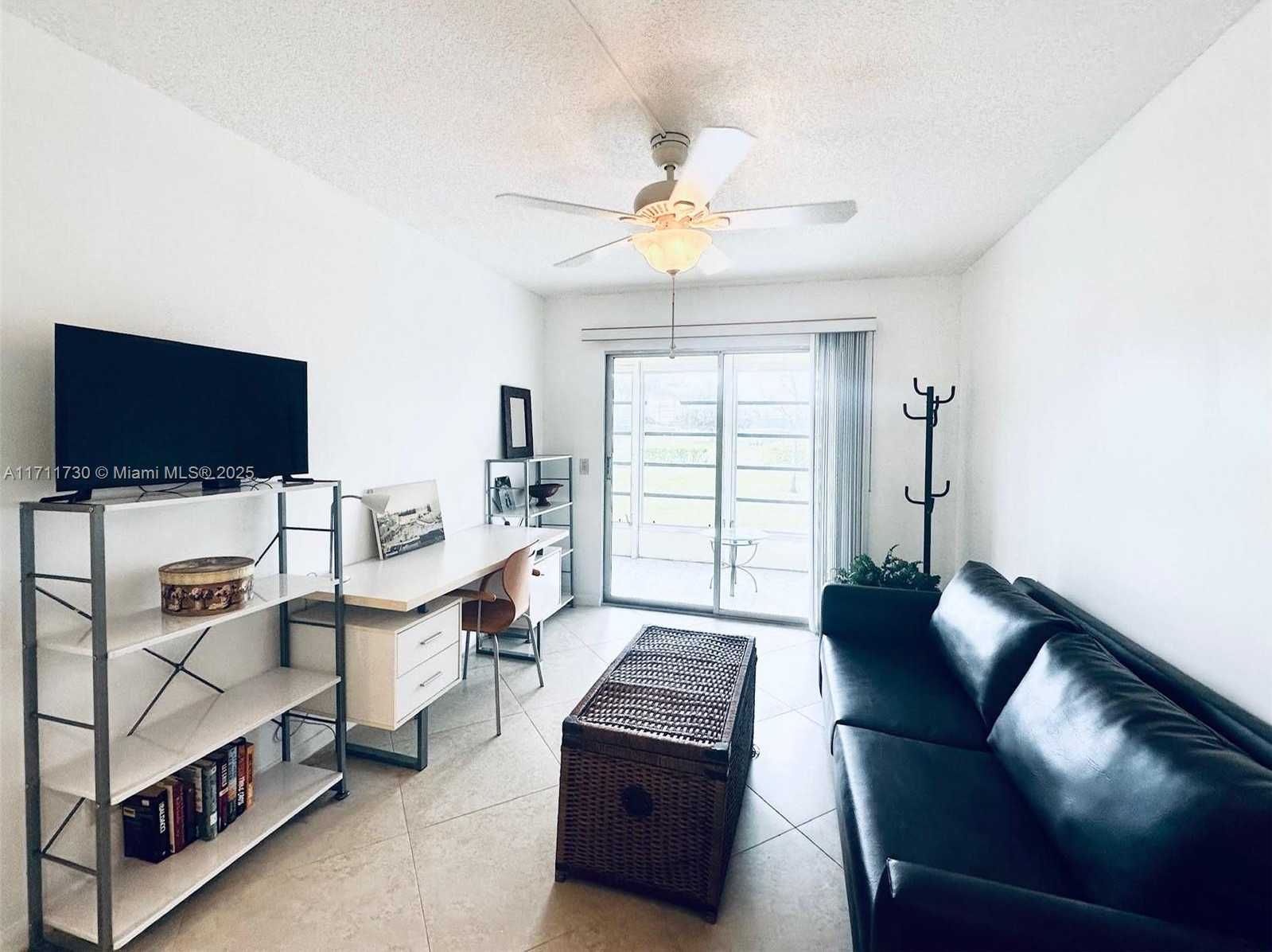 Small Image of 1016 NEWCASTLE A #1016, Boca Raton Number 17