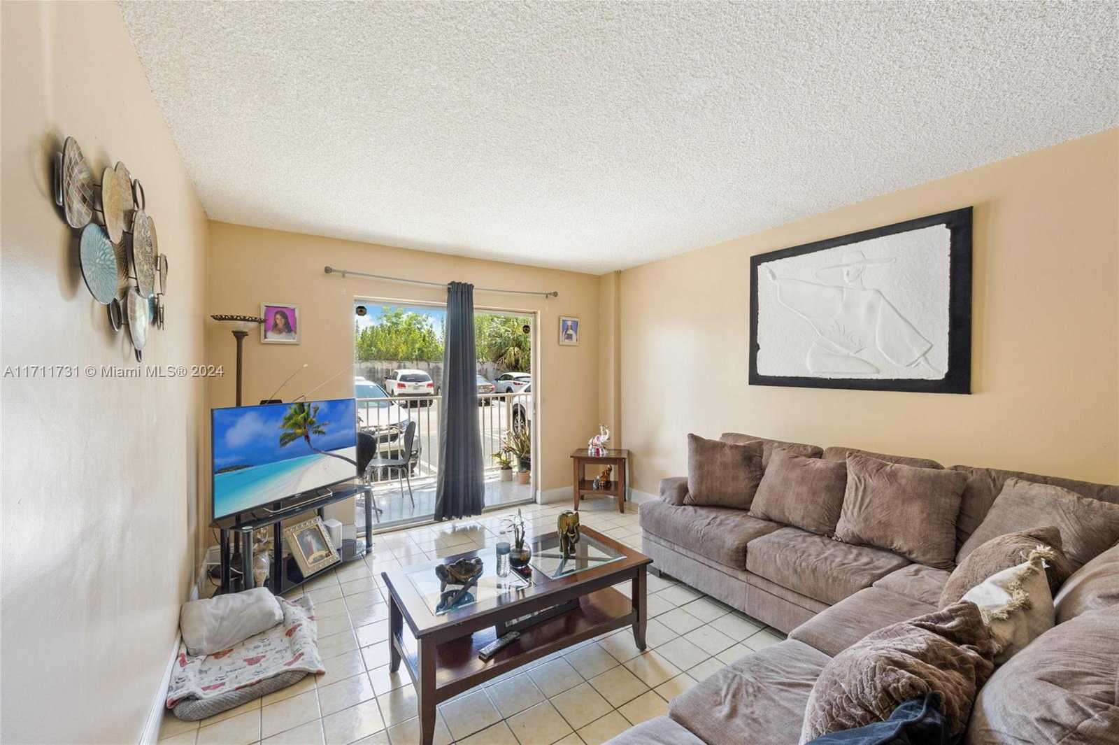 Small Image of 16465 NORTH EAST 22ND AVE #120, North Miami Beach Number 4