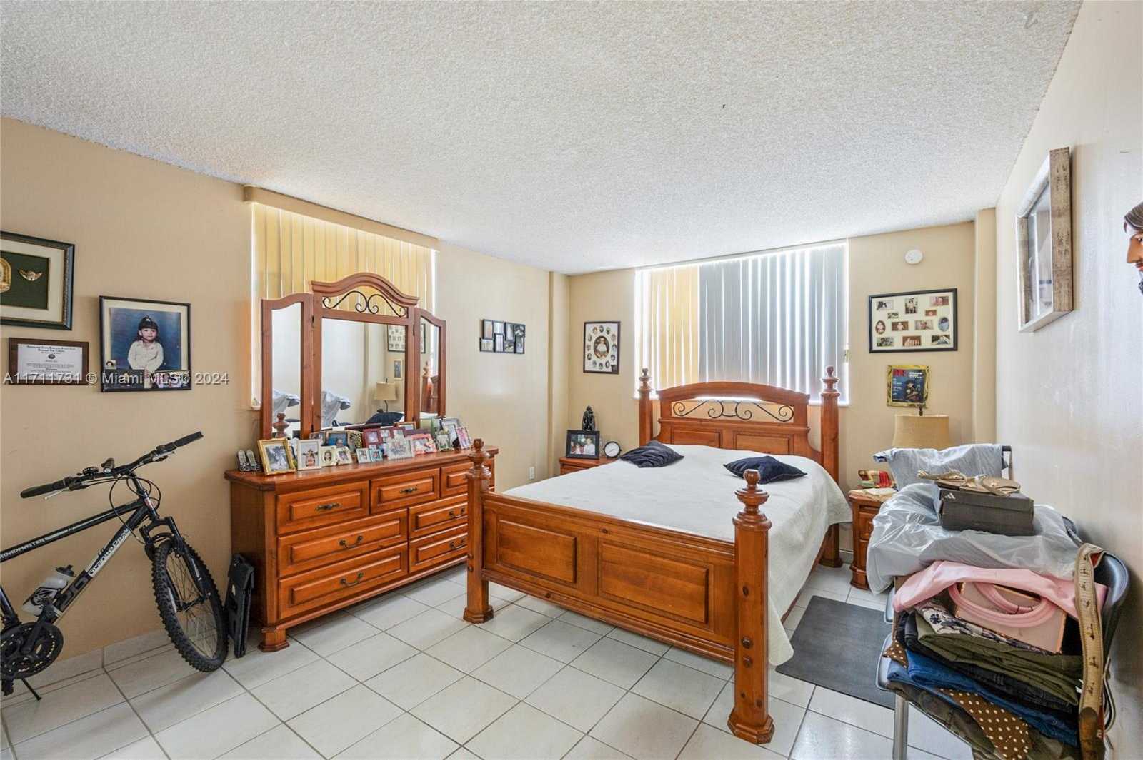Small Image of 16465 NORTH EAST 22ND AVE #120, North Miami Beach Number 7