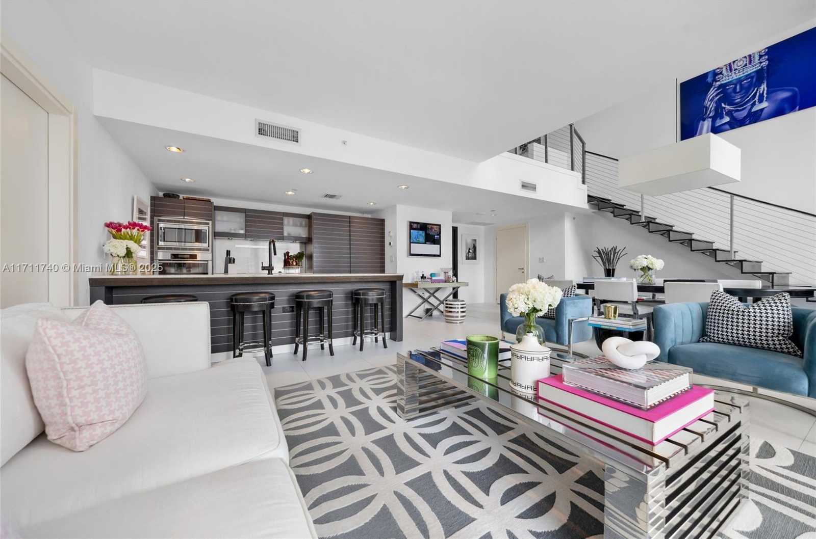 Small Image of 200 BISCAYNE BOULEVARD WAY #904, Miami Number 8