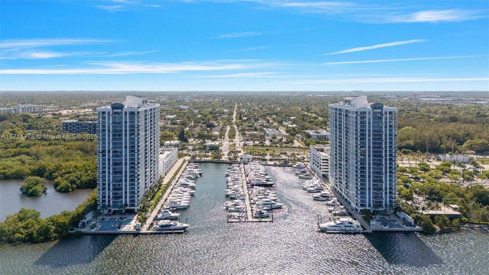 Small Image of 17301 BISCAYNE BLVD #305, North Miami Beach Number 57