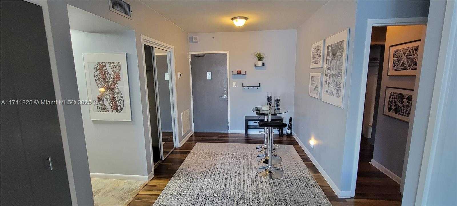 Small Image of 1000 WEST AVE #204, Miami Beach Number 11