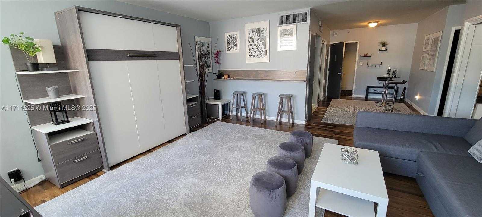 Small Image of 1000 WEST AVE #204, Miami Beach Number 14
