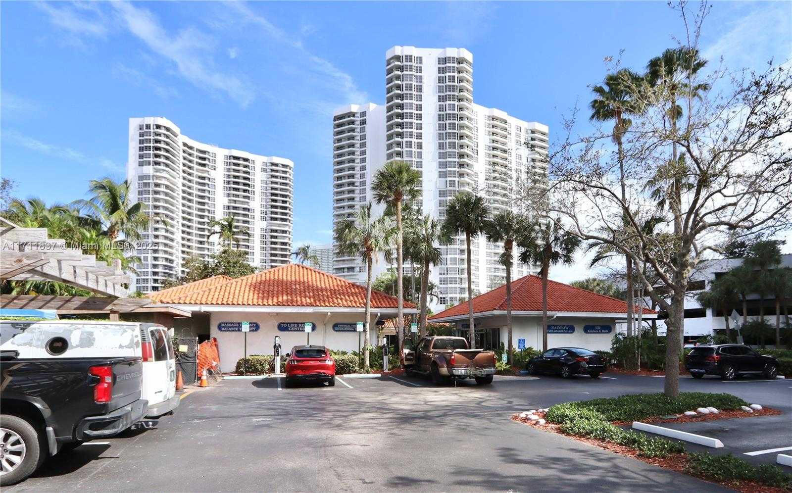Small Image of 3600 MYSTIC POINTE DR #115, Aventura Number 47