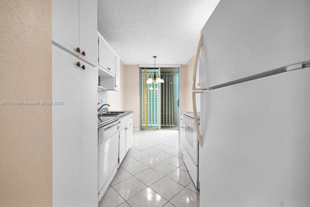 Small Image of 322 BUCHANAN ST #1008, Hollywood Number 13