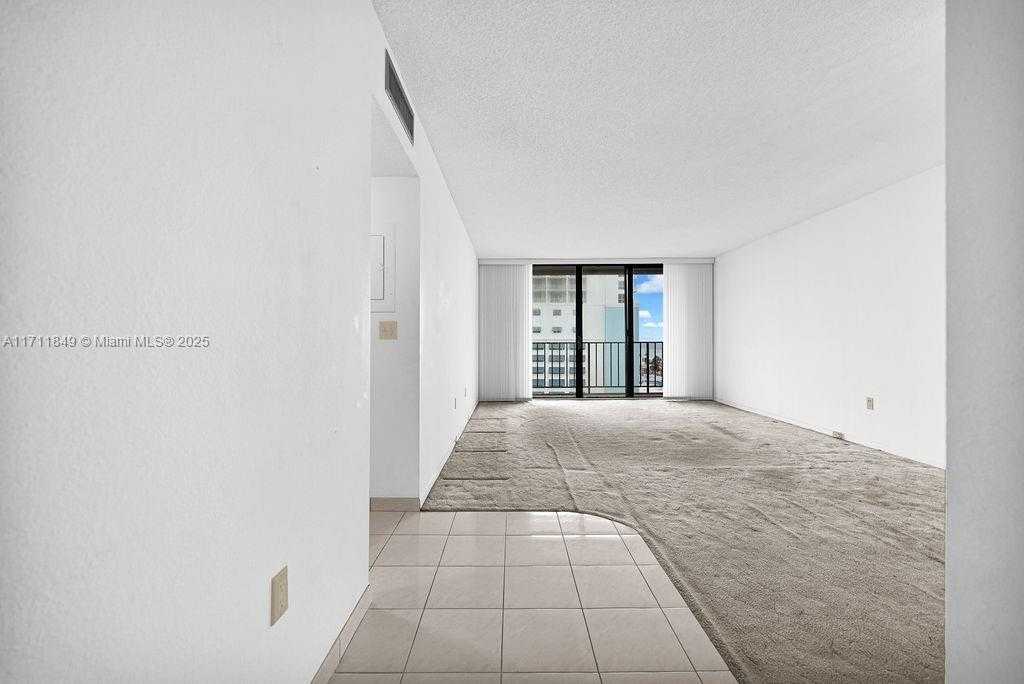 Small Image of 322 BUCHANAN ST #1008, Hollywood Number 6