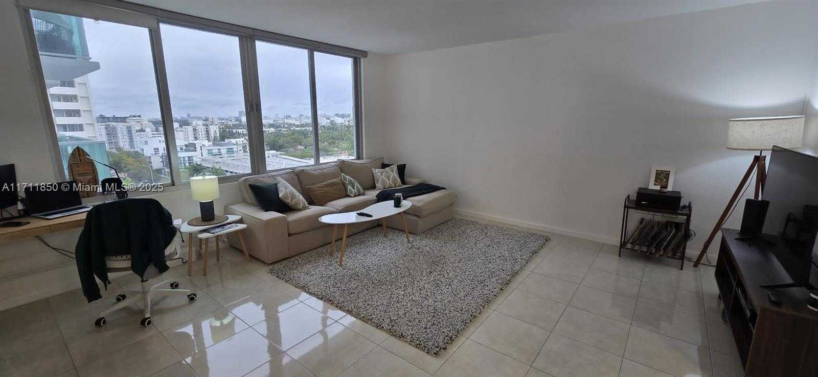 Small Image of 1000 WEST AVE #1204, Miami Beach Number 4