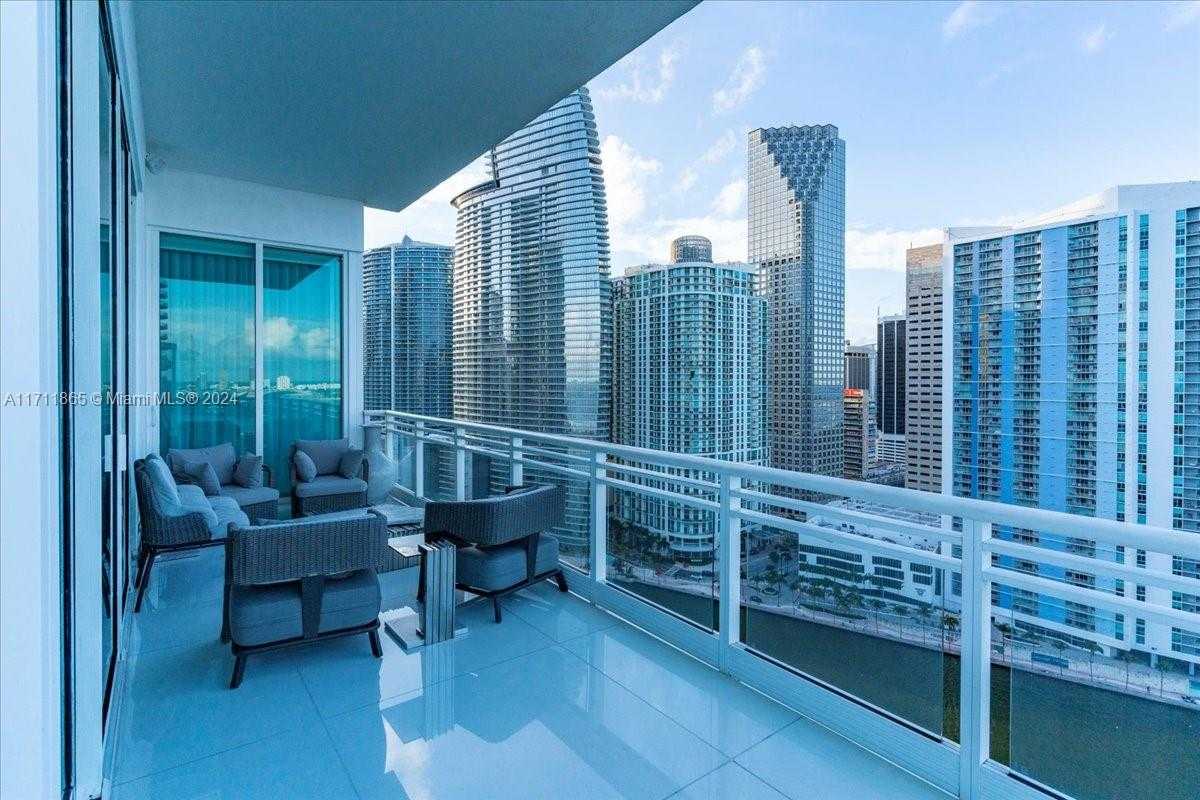Small Image of 900 BRICKELL KEY BLVD #2303, Miami Number 27
