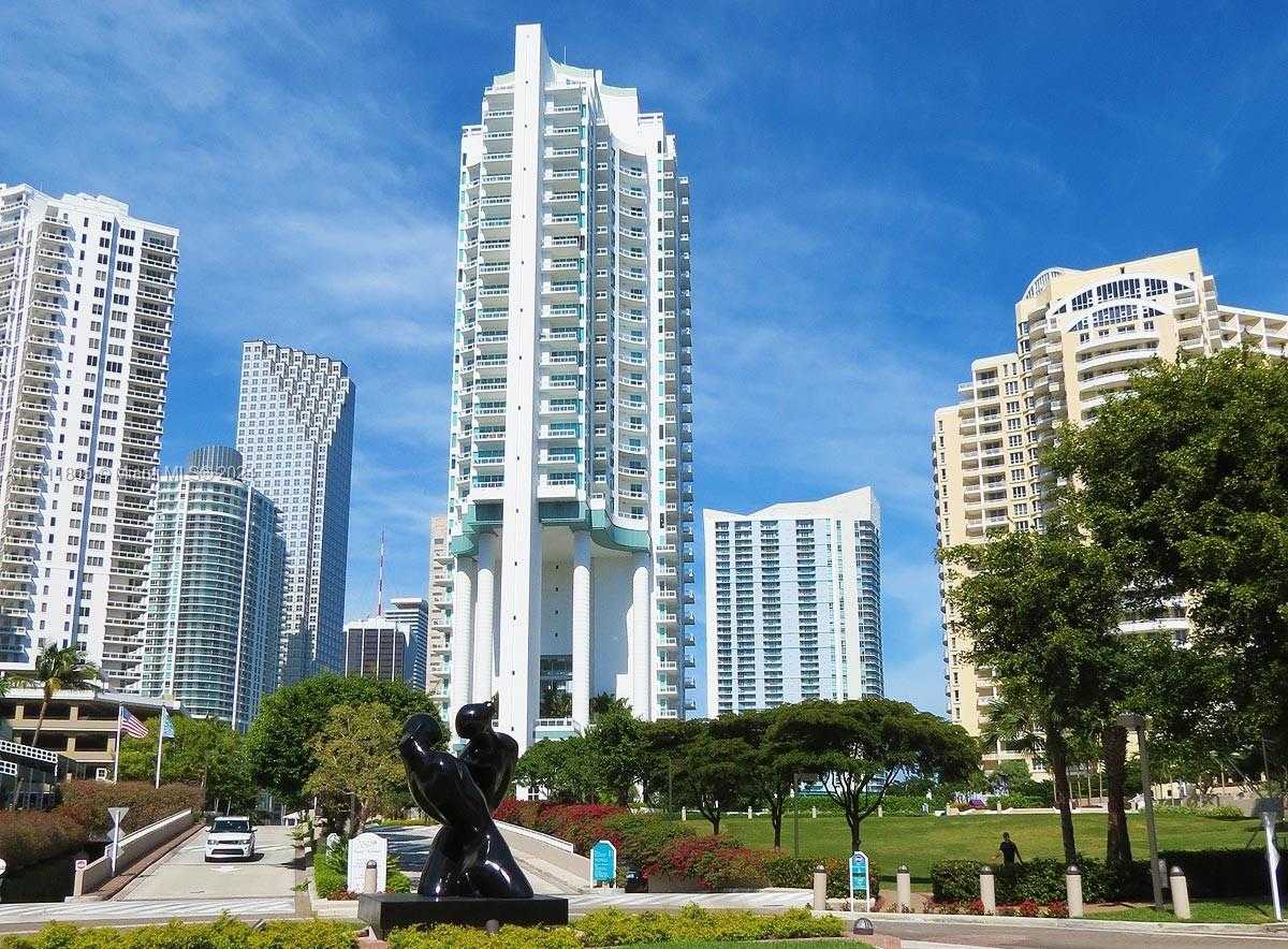 Small Image of 900 BRICKELL KEY BLVD #2303, Miami Number 30