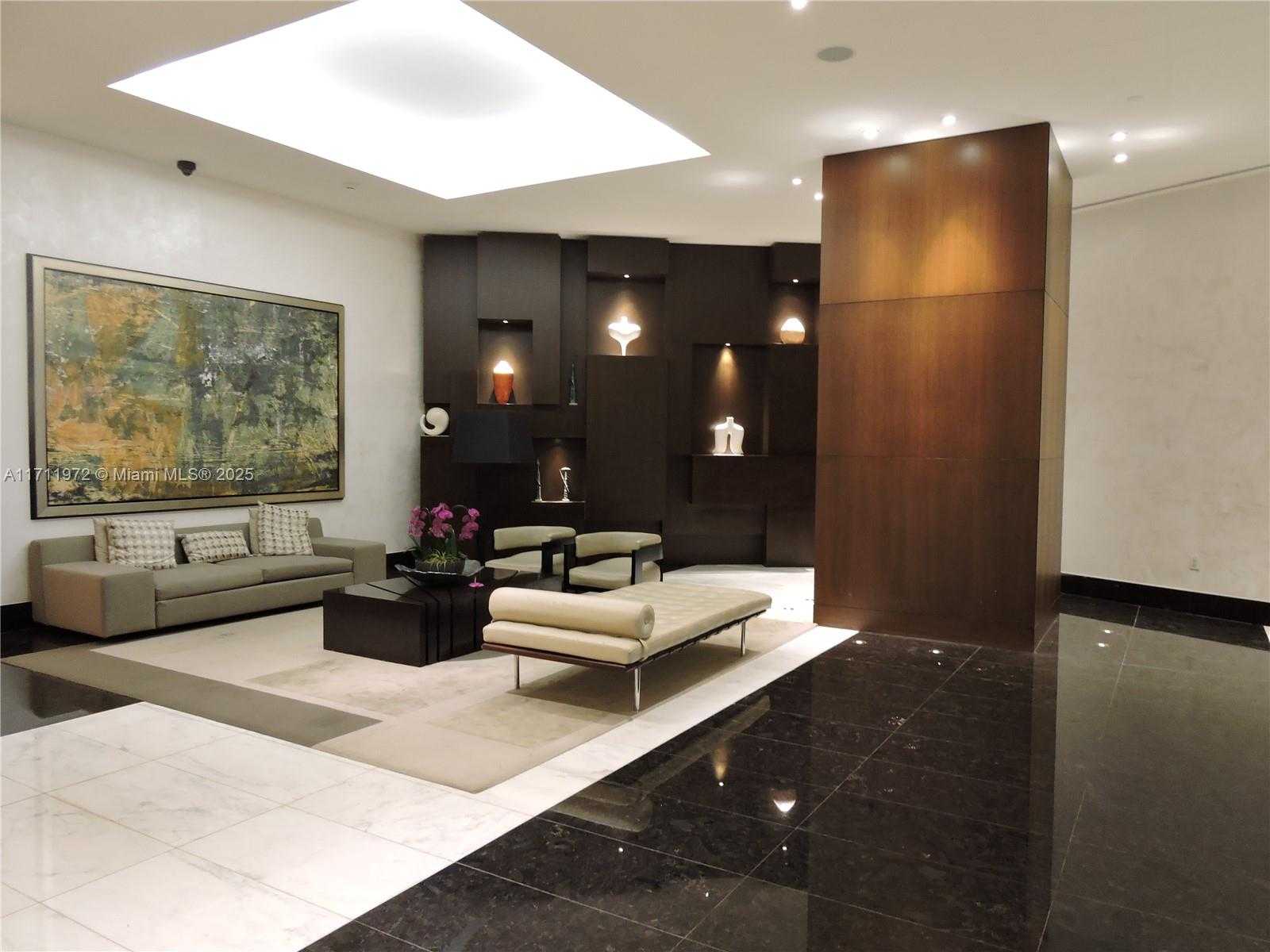 Small Image of 200 BISCAYNE BOULEVARD WAY #3109, Miami Number 6