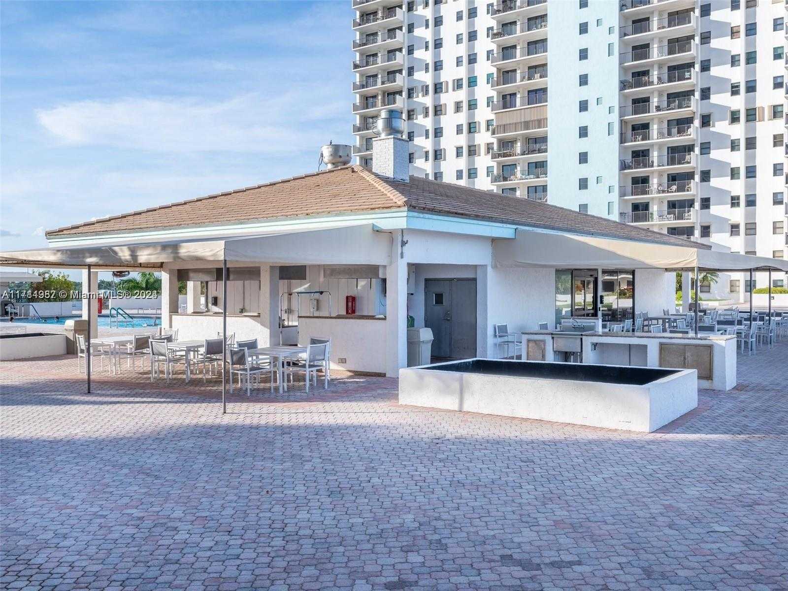 Small Image of 1201 SOUTH OCEAN DR #409N, Hollywood Number 31