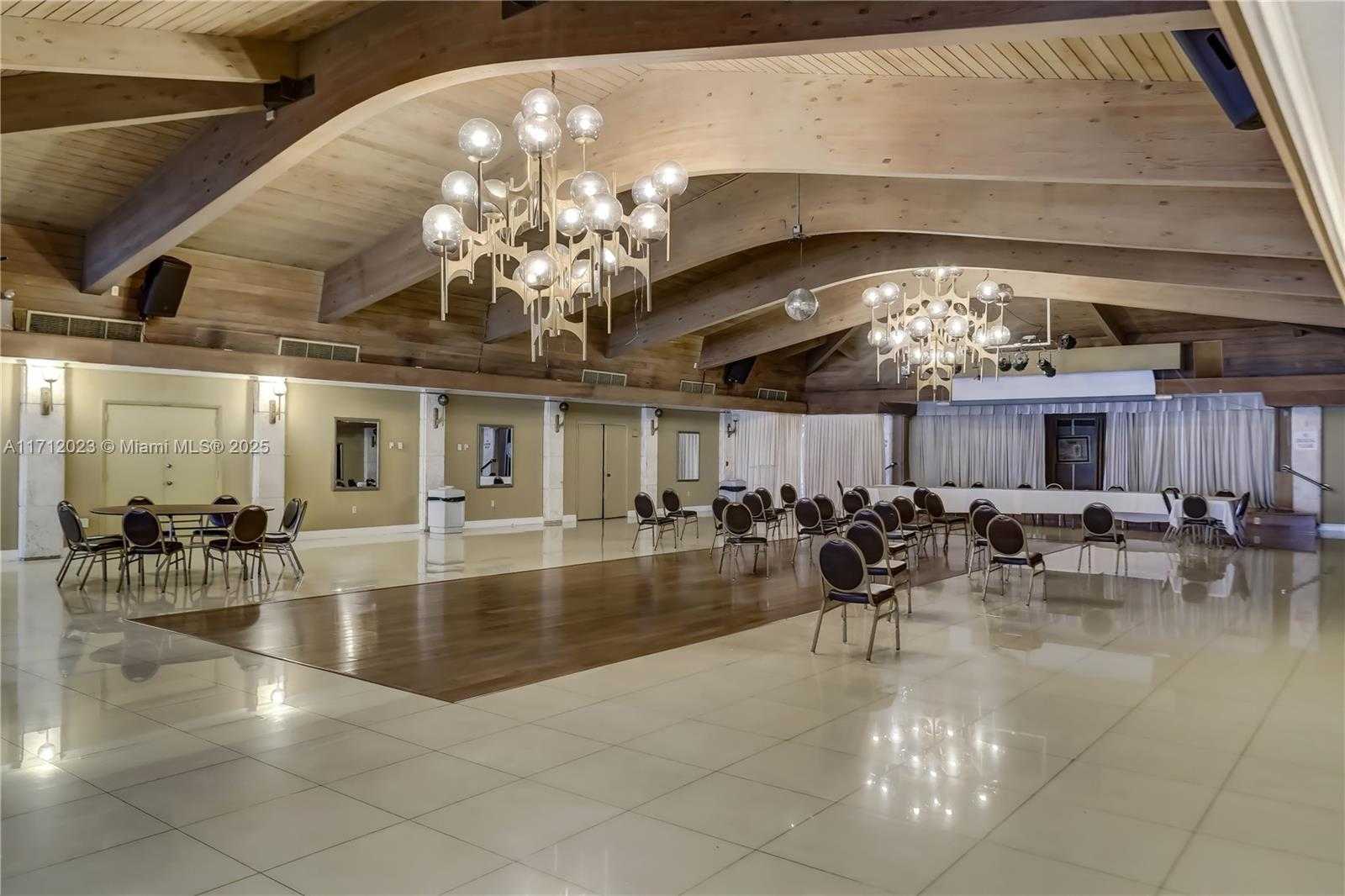 Small Image of 1980 SOUTH OCEAN DR #9M, Hallandale Beach Number 53