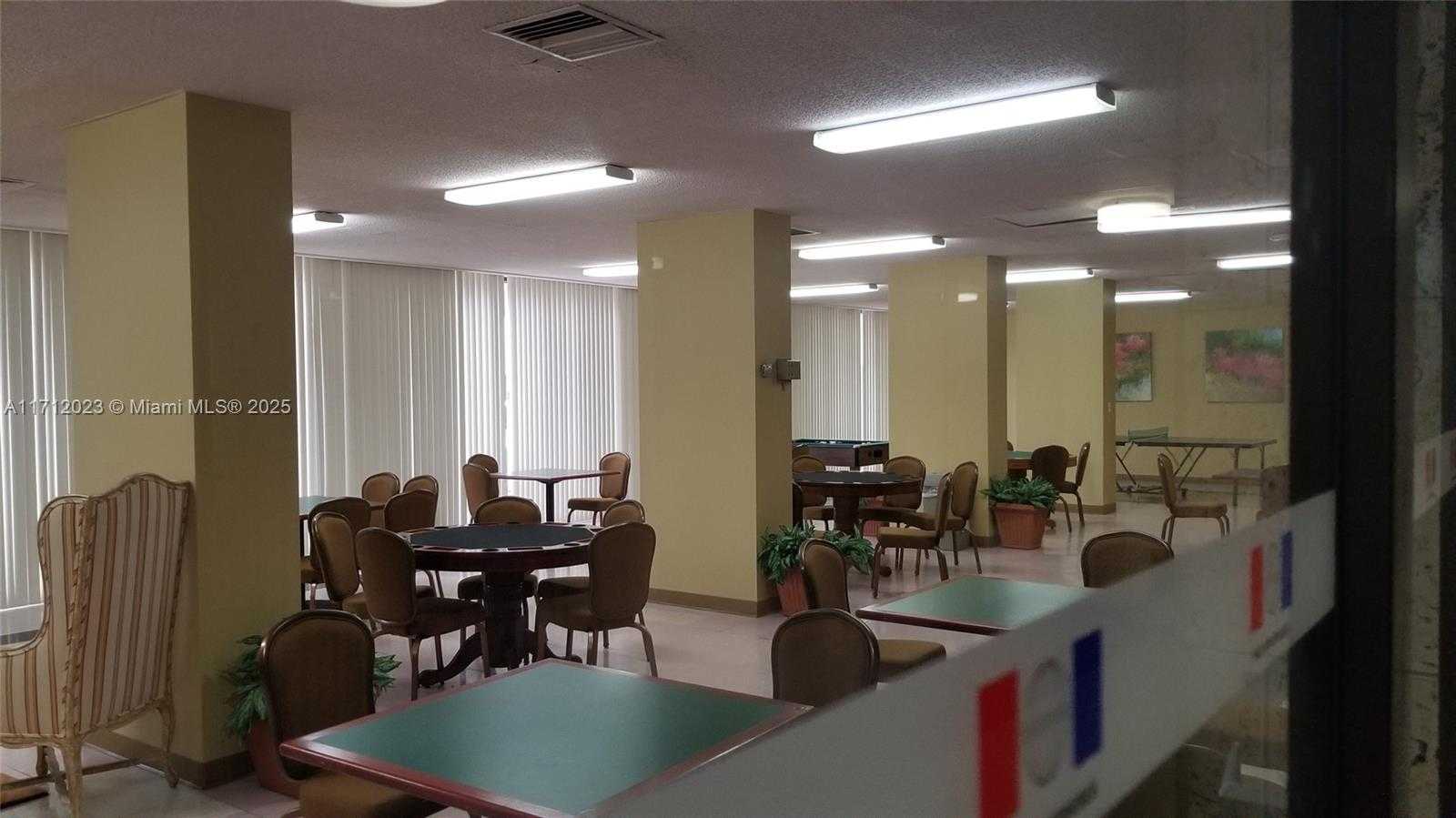 Small Image of 1980 SOUTH OCEAN DR #9M, Hallandale Beach Number 55