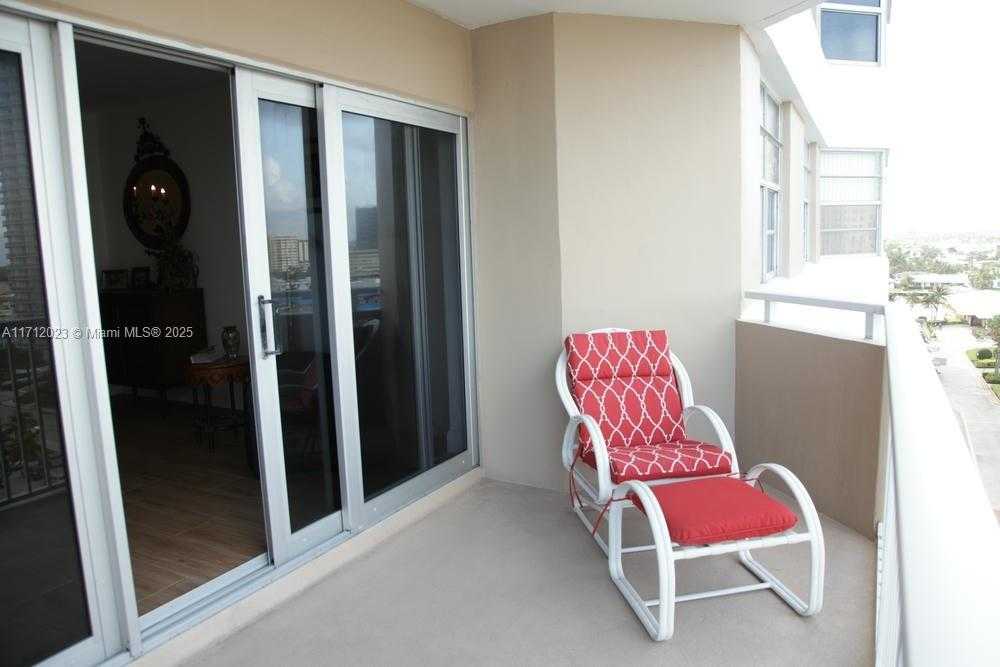 Small Image of 1980 SOUTH OCEAN DR #9M, Hallandale Beach Number 89