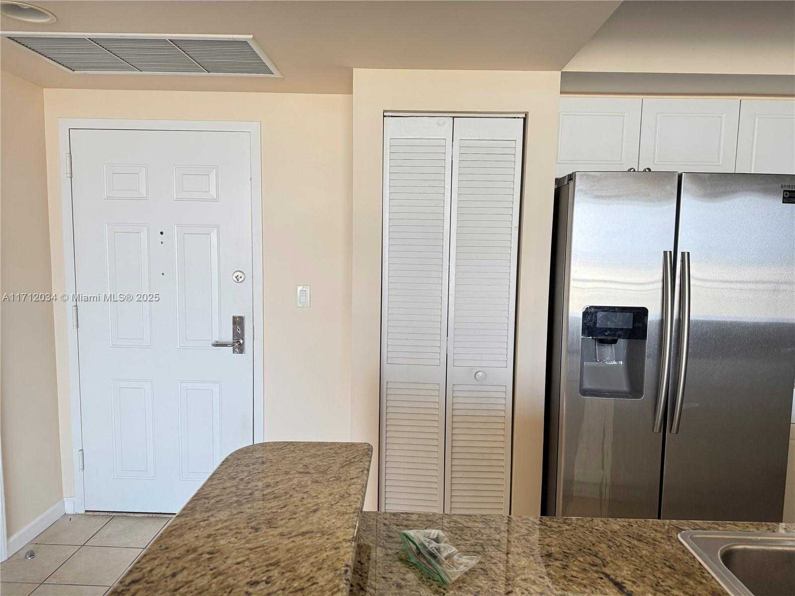Small Image of 19501 WEST COUNTRY CLUB DR #912, Aventura Number 10