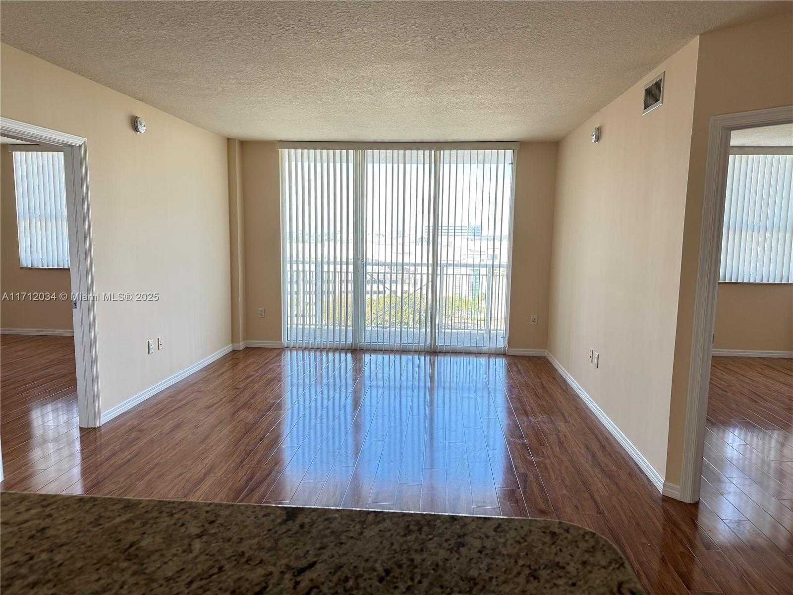 Small Image of 19501 WEST COUNTRY CLUB DR #912, Aventura Number 9