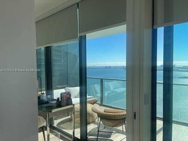 Small Image of 650 NE 32nd St, Miami, FL 33137, USA Number 2