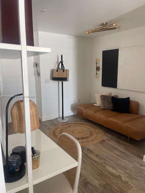 Small Image of 650 NE 32nd St, Miami, FL 33137, USA Number 6