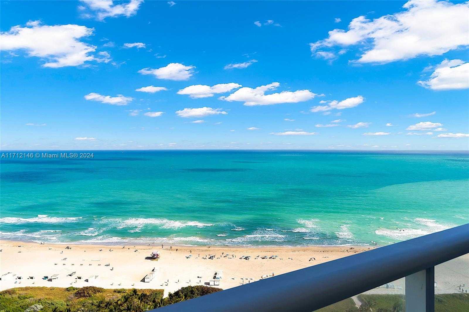 Small Image of 100 SOUTH POINTE DR #2407, Miami Beach Number 11