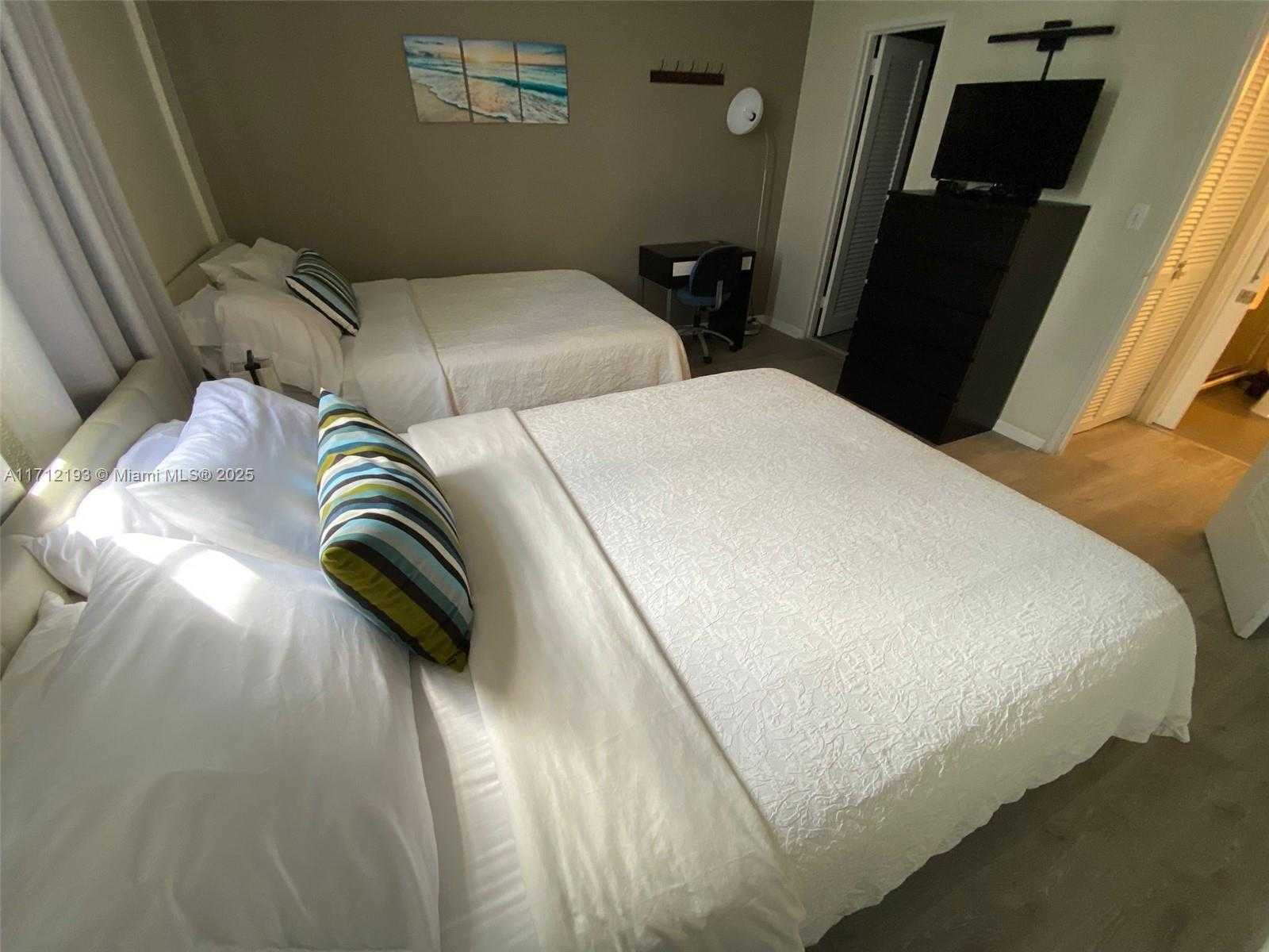 Small Image of 3801 SOUTH OCEAN DR #12H, Hollywood Number 18
