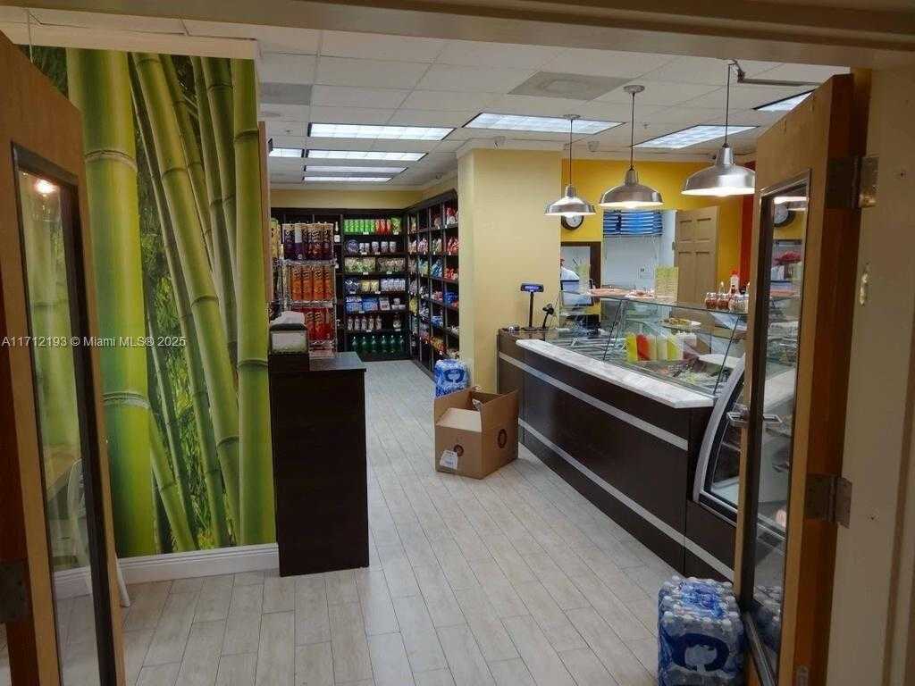 Small Image of 3801 SOUTH OCEAN DR #12H, Hollywood Number 9