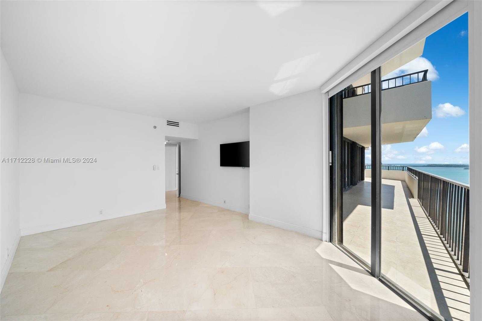 Small Image of 520 BRICKELL KEY DRIVE #PH03, Miami Number 17