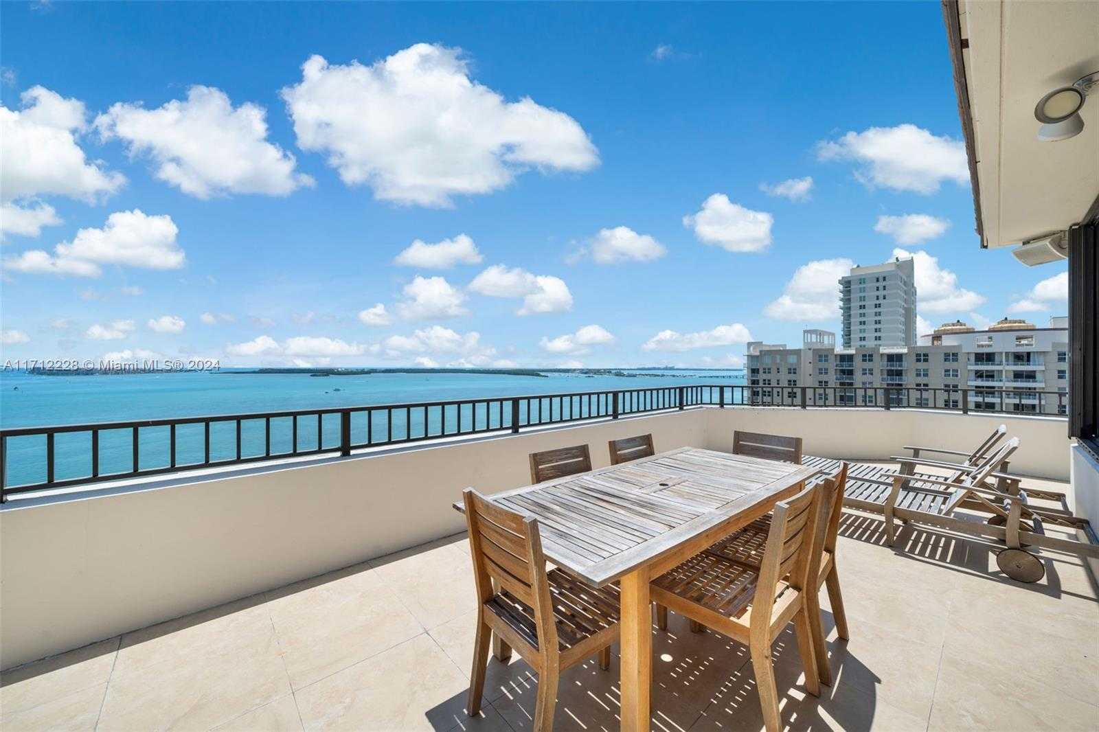 Small Image of 520 BRICKELL KEY DRIVE #PH03, Miami Number 4