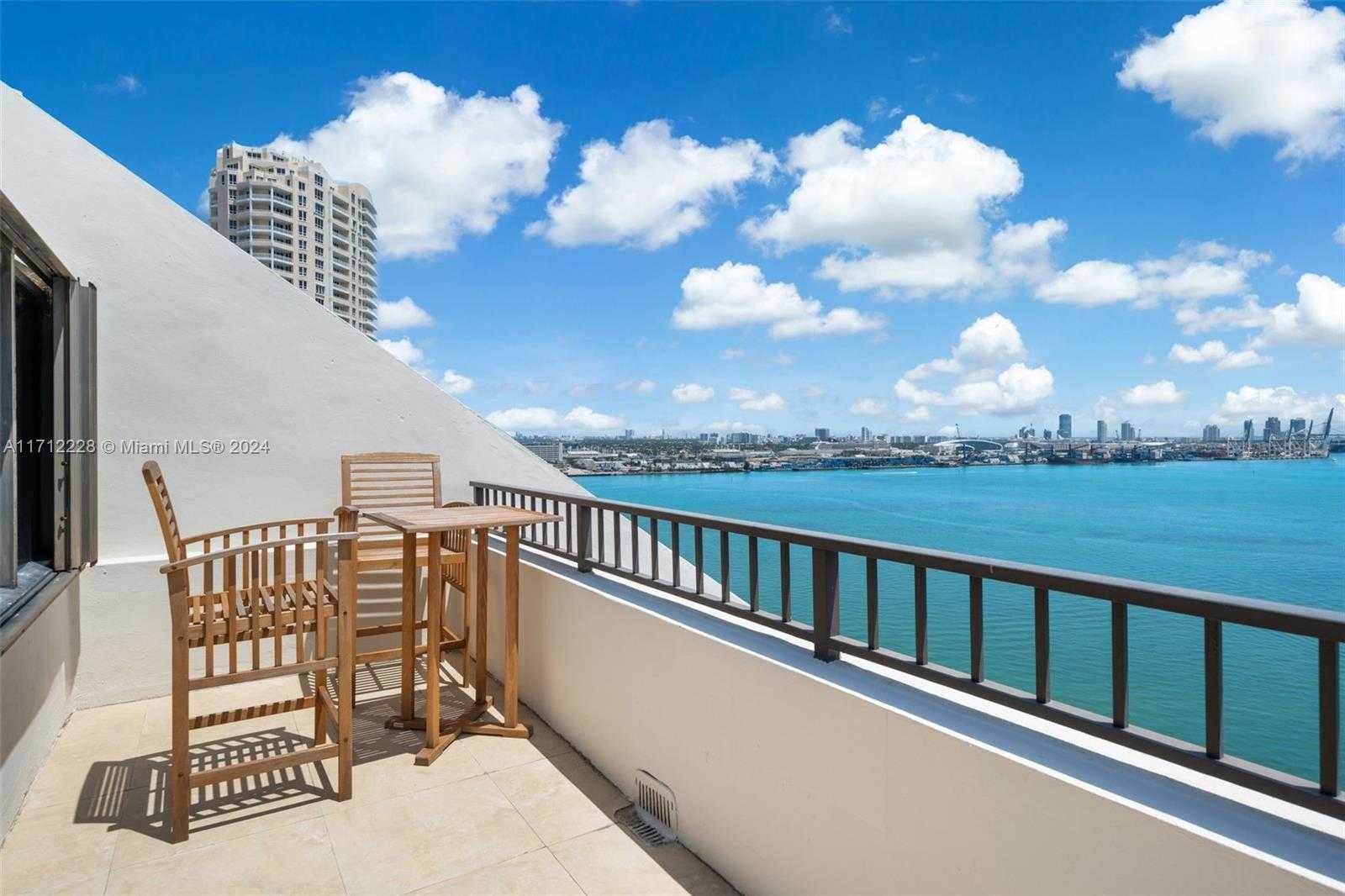 Small Image of 520 BRICKELL KEY DRIVE #PH03, Miami Number 8