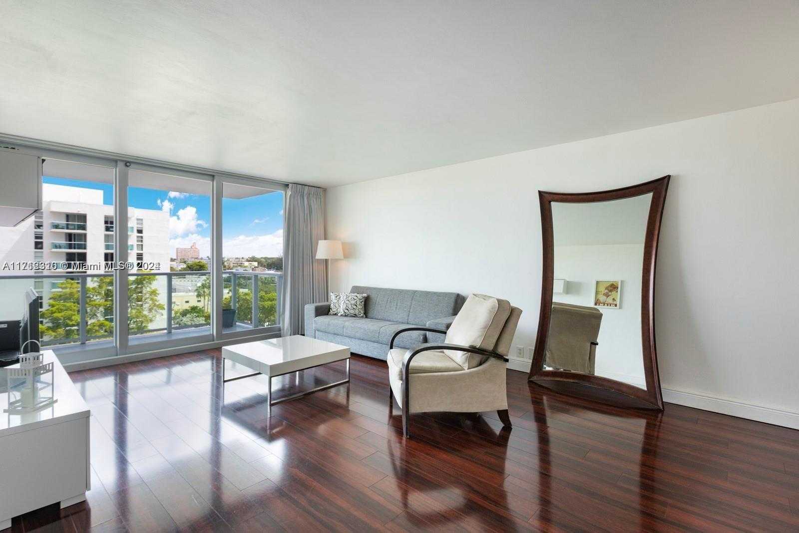 Small Image of 1000 WEST AVE #609, Miami Beach Number 2