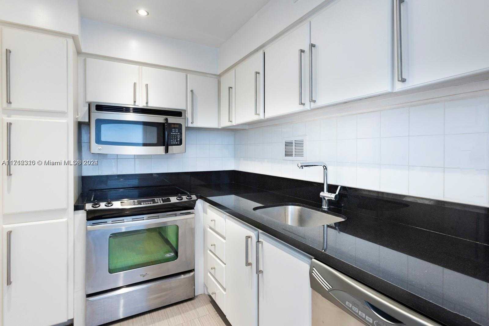 Small Image of 1000 WEST AVE #609, Miami Beach Number 9