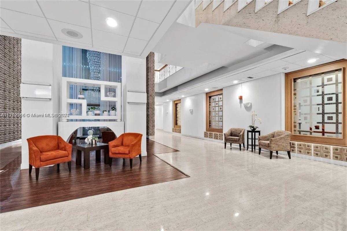 Small Image of 2899 COLLINS AVE #1516, Miami Beach Number 27